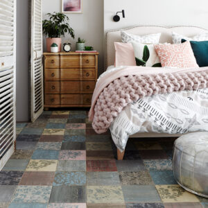 LVT
