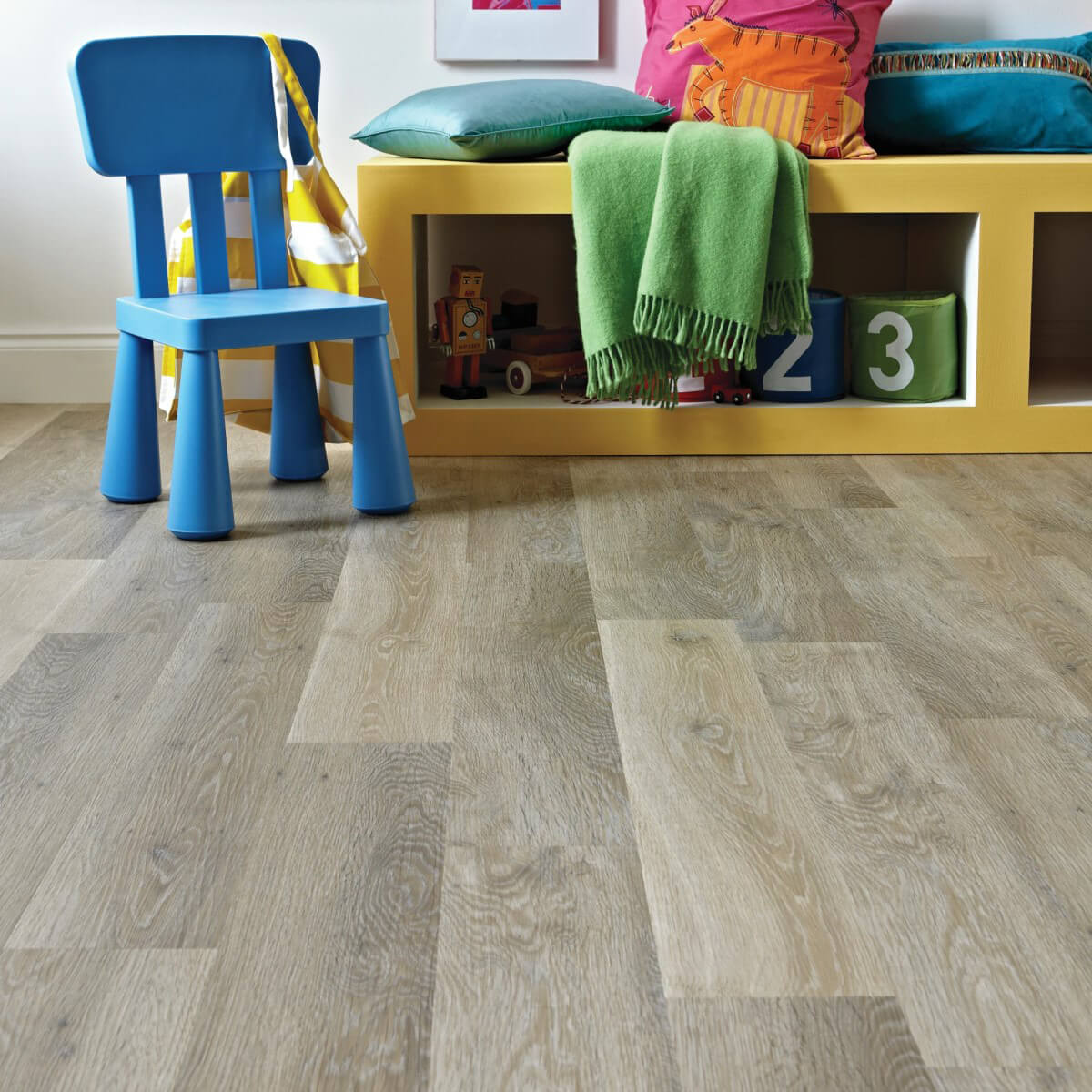 Karndean Knight Tile Gluedown Lime Washed Oak KP99 - Image 4